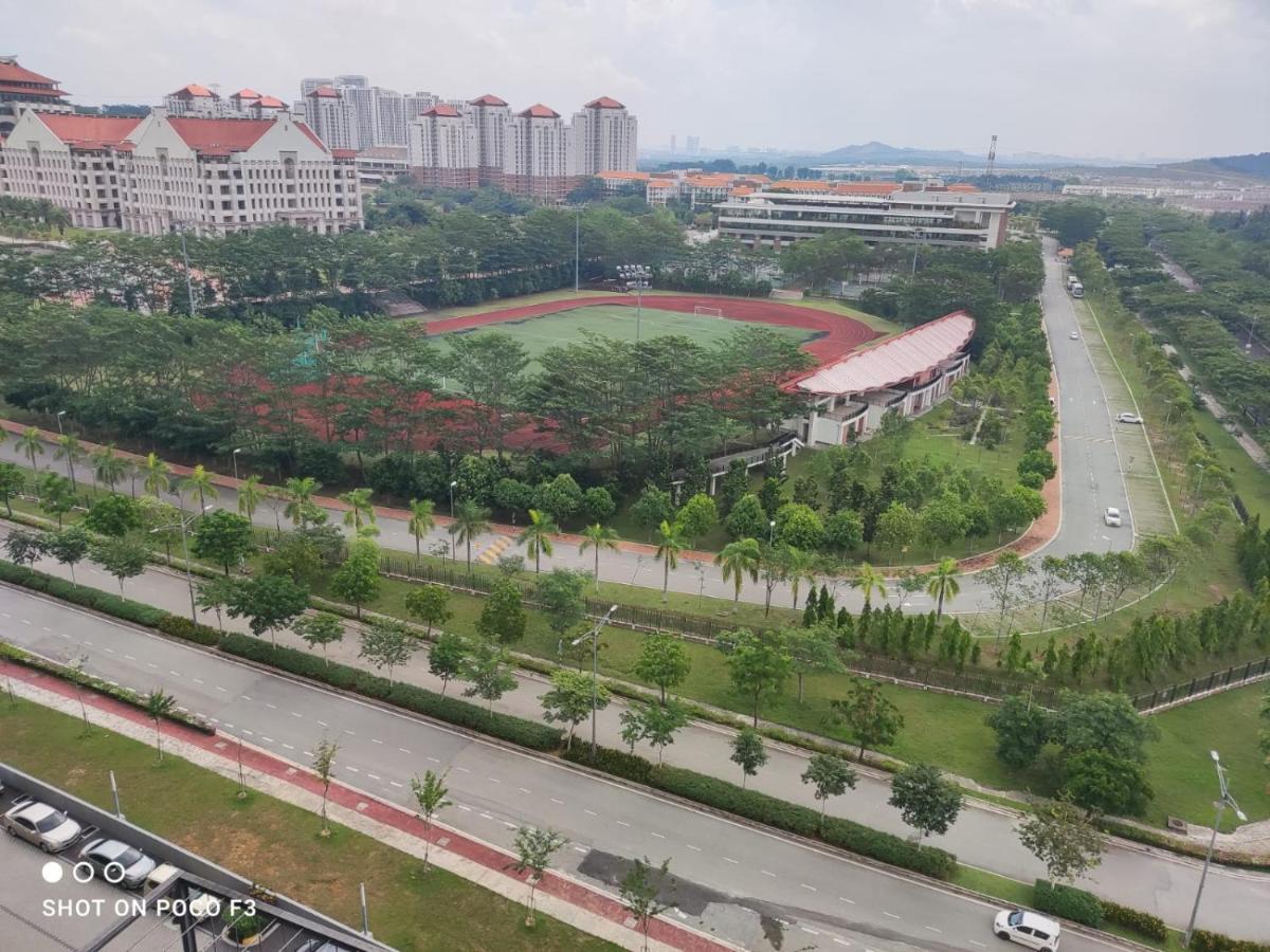 Cozy Unit- Bell Suites- Horizon Suites- Wifi- Netflix- Parking Swimming Pool- Klia Sepang Bagian luar foto