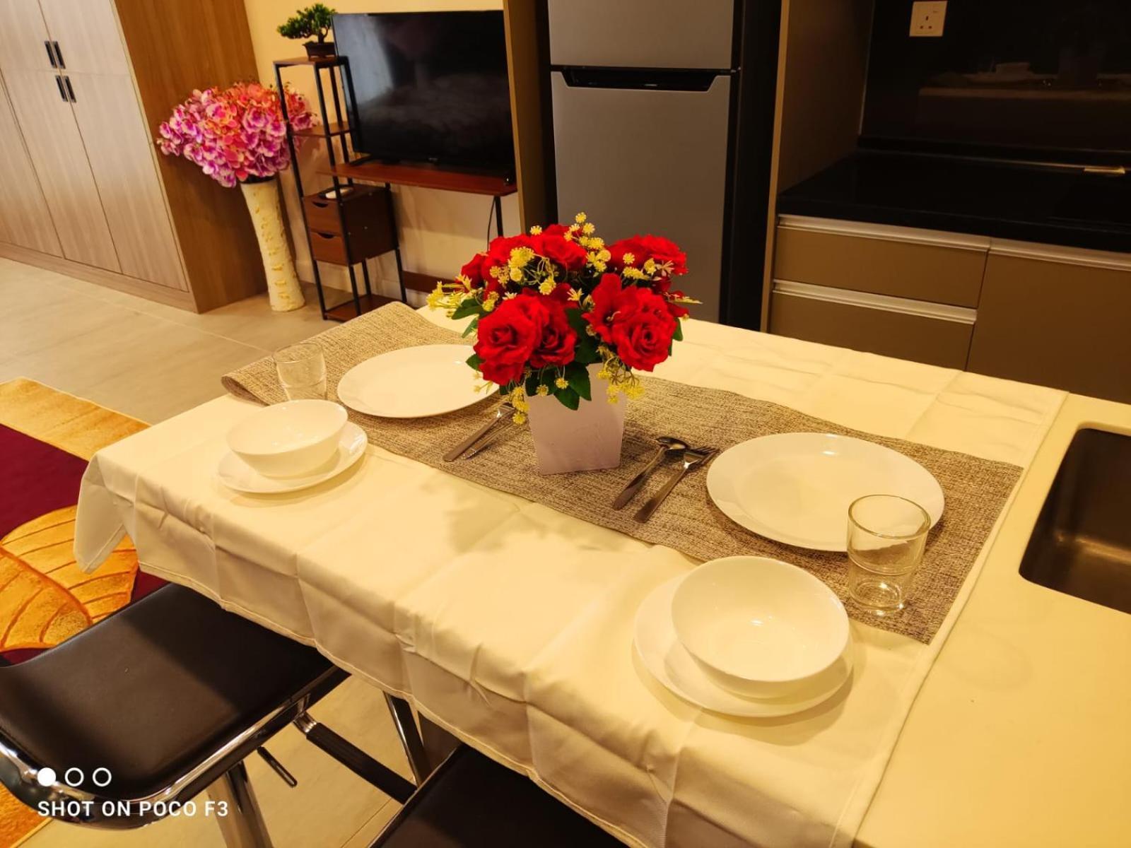 Cozy Unit- Bell Suites- Horizon Suites- Wifi- Netflix- Parking Swimming Pool- Klia Sepang Bagian luar foto